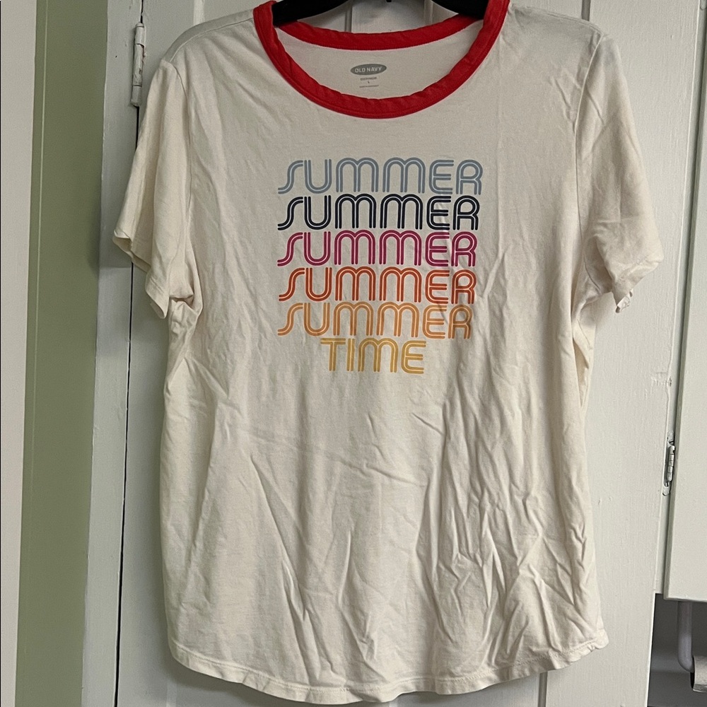 Cream Graphic Tee with Red Collar